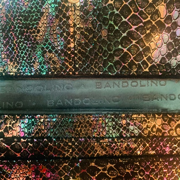 COOL COLORS SKIN WALLET.  7.5” long x 3.5” .75” deep.  RFID lined. - Picture 10 of 11